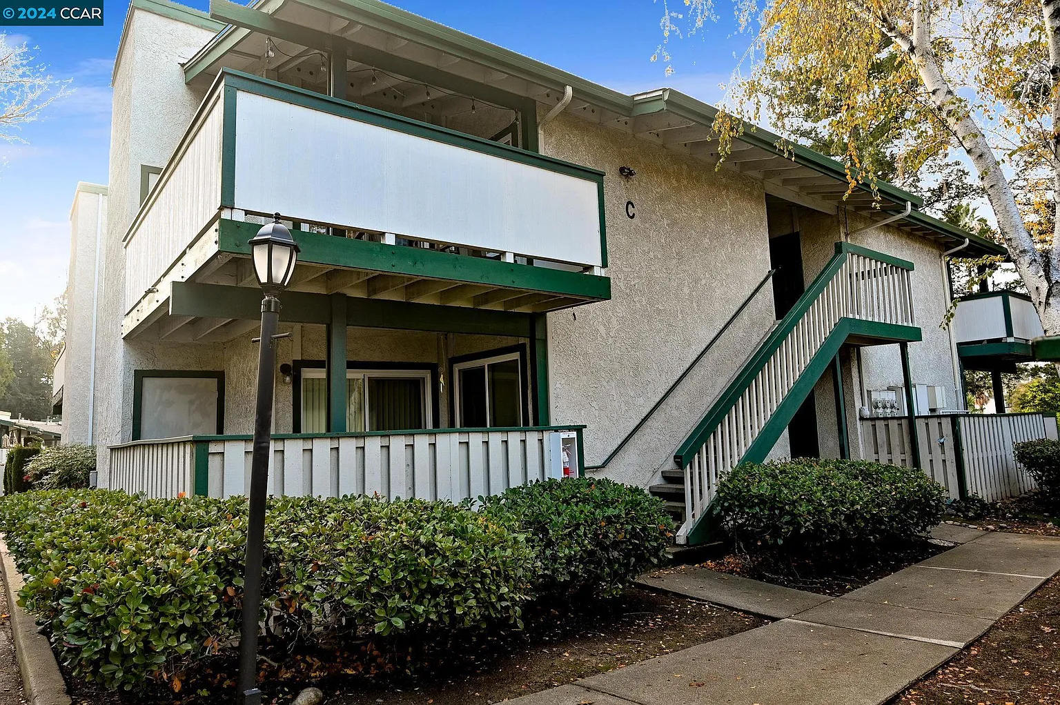 5425 Concord Blvd APT C1 photo 1