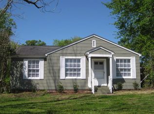 38 Oakwood Ln, Natchez, MS 39120