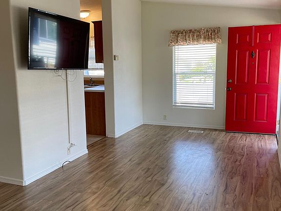 2nd image of 3210 Santa Maria Way Space 28