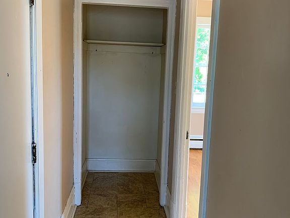 4th image of 1733 Saint Marys Ave APT 2