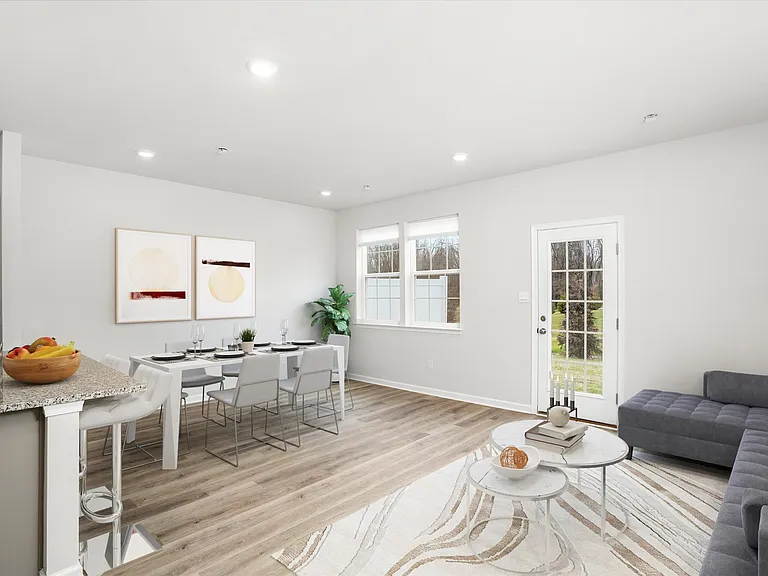 101 Alexander Way — Photo 3