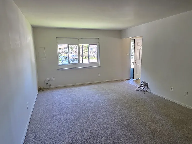9729 Hagel Cir — Photo 18
