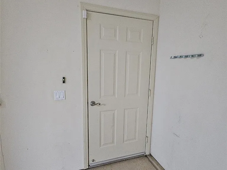 7064 Eucalyptus Ave — Photo 43