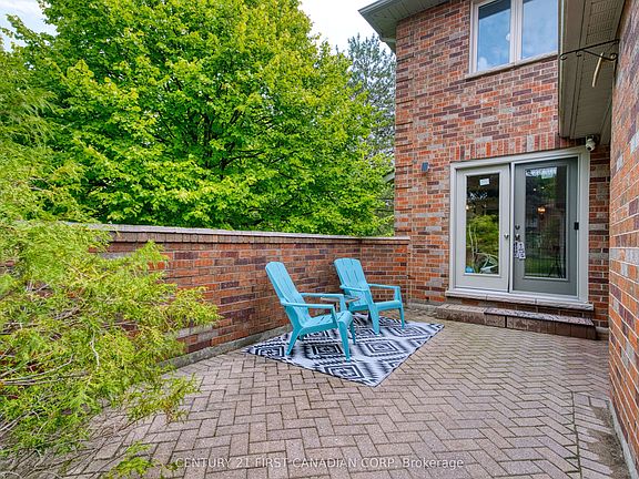 3rd image of 70 Sunnyside Dr #63