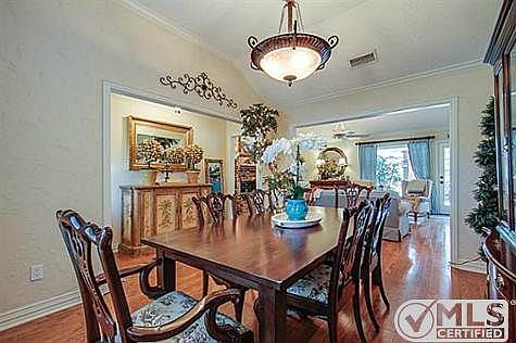 5th image of 905 Woodhaven Ct