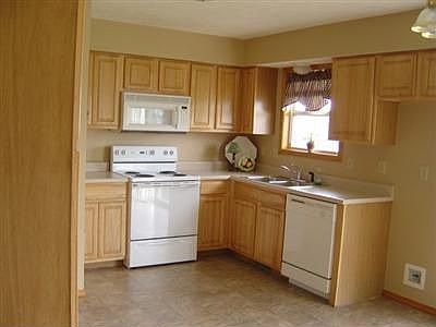 Open Kitchen with Pantry and built in Microwave