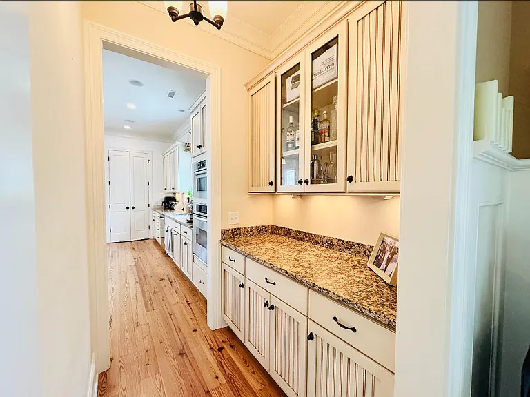 102 Wrigley Blvd — Photo 5