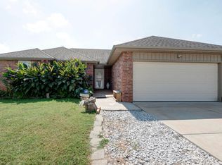2456 W Brook Ridge St, Springfield, MO 65803