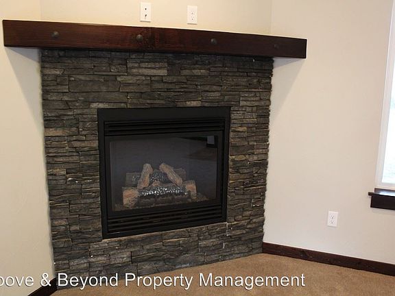 4th image of 2705 Hedgerow Ct