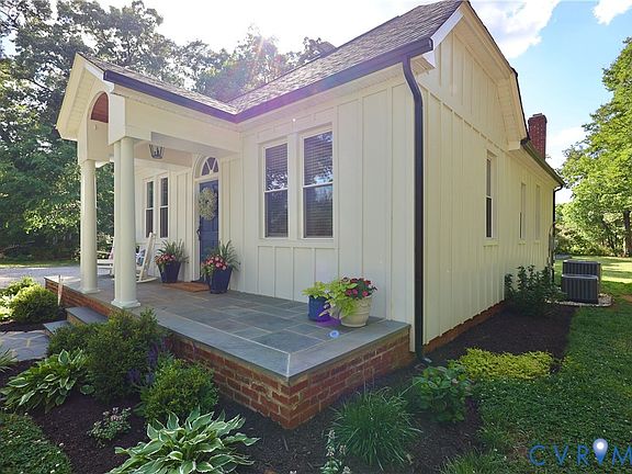 5th image of 932 Lee Rd