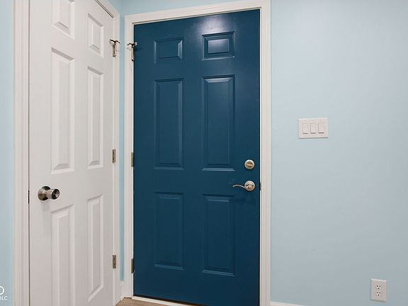 5th image of 5817 E 23rd St