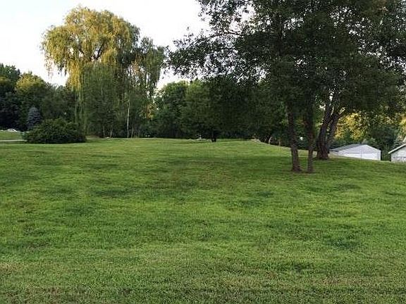 2nd image of 41 Zapora Dr