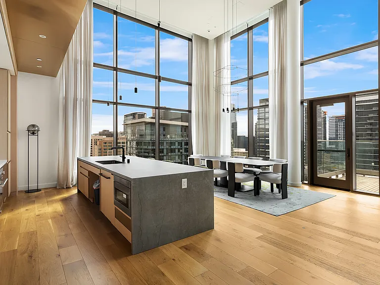 10232 NE 10th St #1106 — Photo 16