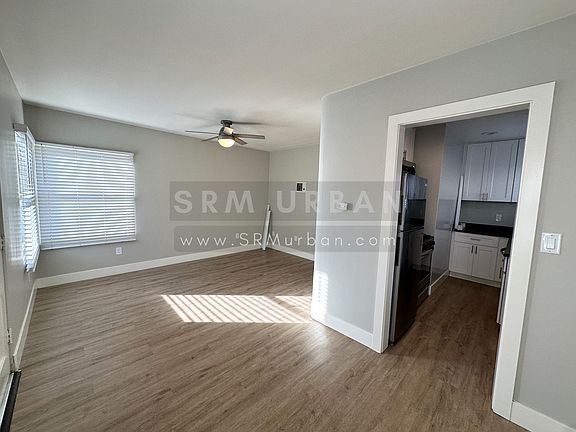 3rd image of 4375 Louisiana St