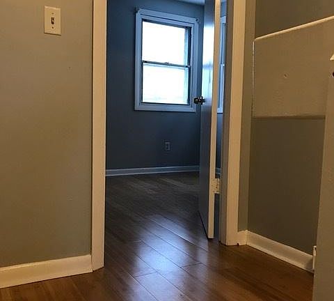 5th image of 17 Klondike St