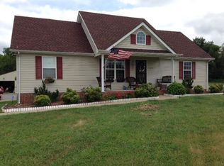 1022 Rock Springs Rd, Bethpage, TN 37022