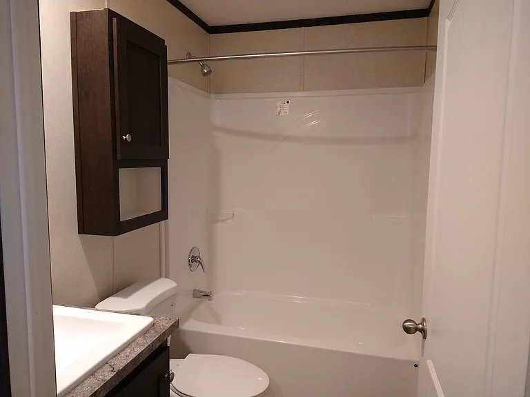 Broadview Estates — Photo 22