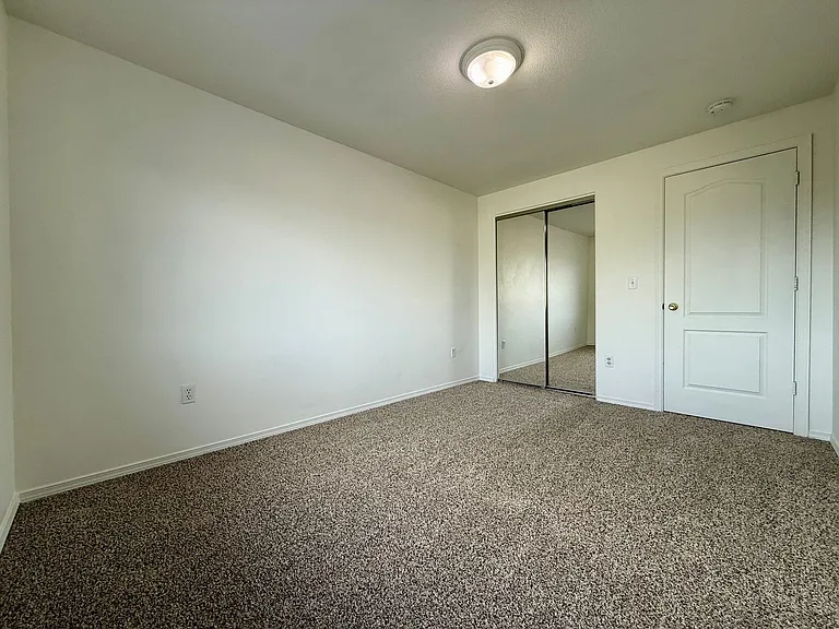 2561 NW Cedar Ave #3 — Photo 16