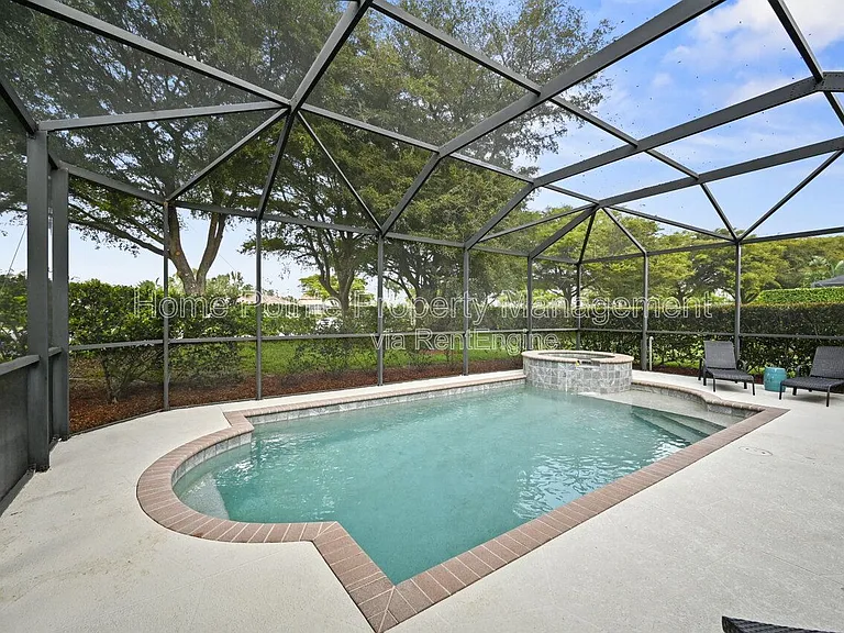 13800 Farnese Dr — Photo 17