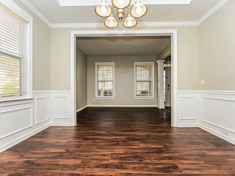 2808 Harcourt Dr — Photo 6