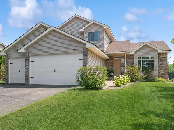 2224 Bridgewater Blvd S, Cambridge, MN 55008