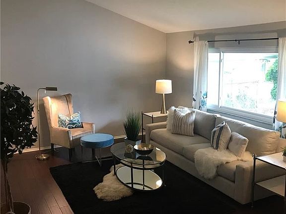 4th image of 25151 Mitchell Dr