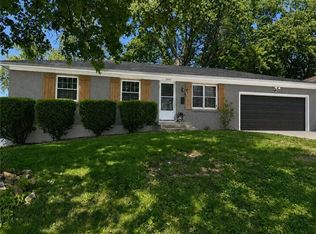 16917 E Cogan Rd, Independence, MO 64055