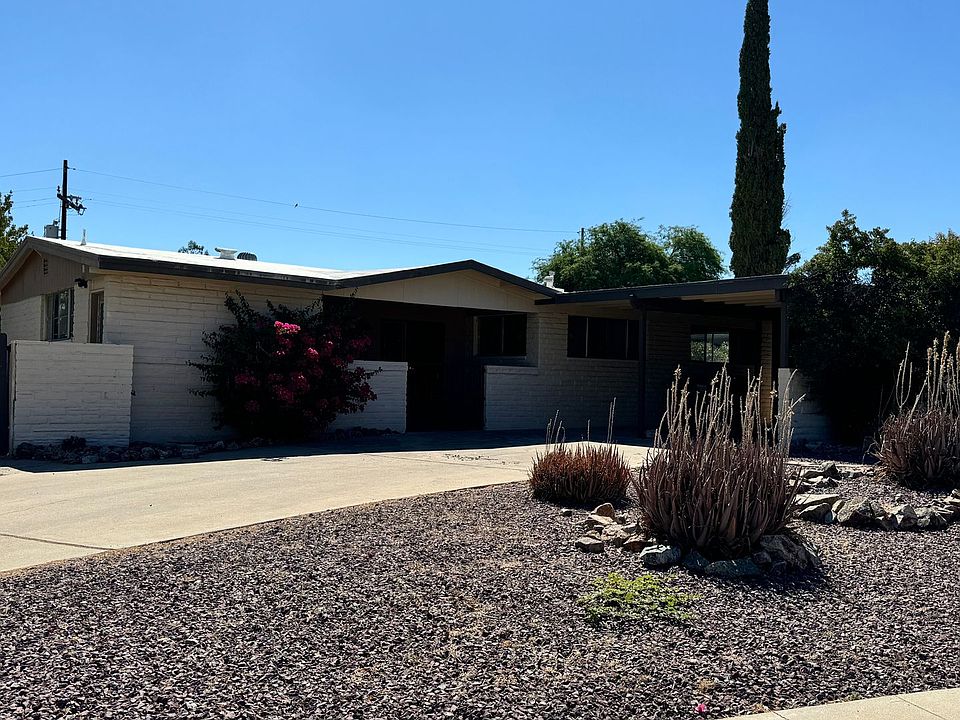 1st image of 8511 E Desert Steppes Dr