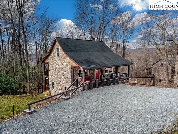 3rd image of 214 Sugar Bear Ridge Lane