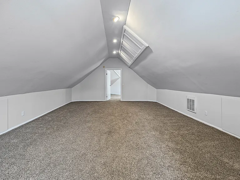311 Park Ave #2 — Photo 17