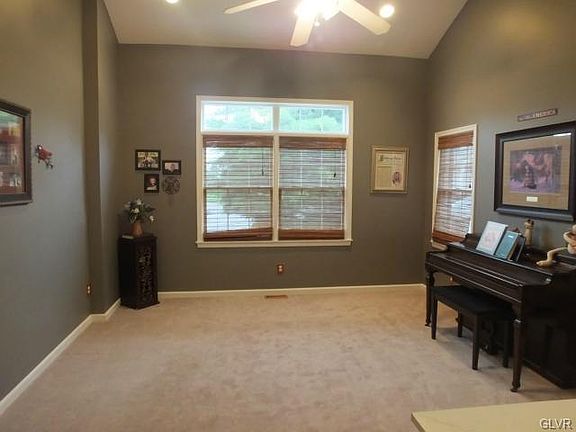 2nd image of 7835 Cross Creek Cir