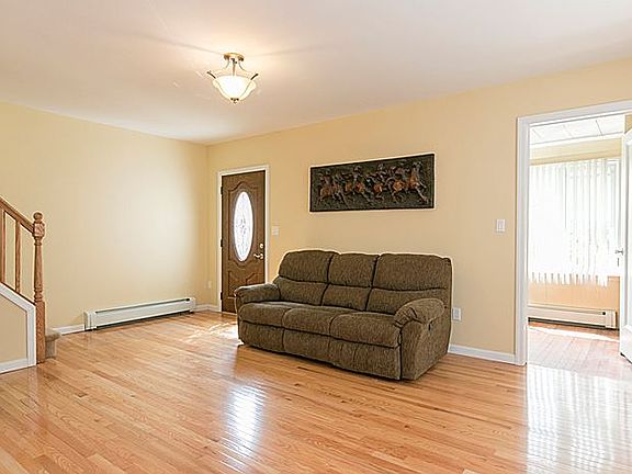 3rd image of 8825 239th St