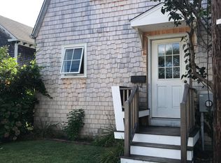 6 Clinton Ave, Jamestown, RI 02835