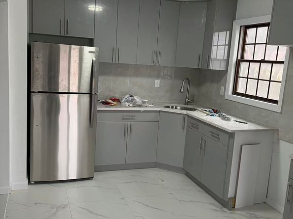 (undisclosed Address)