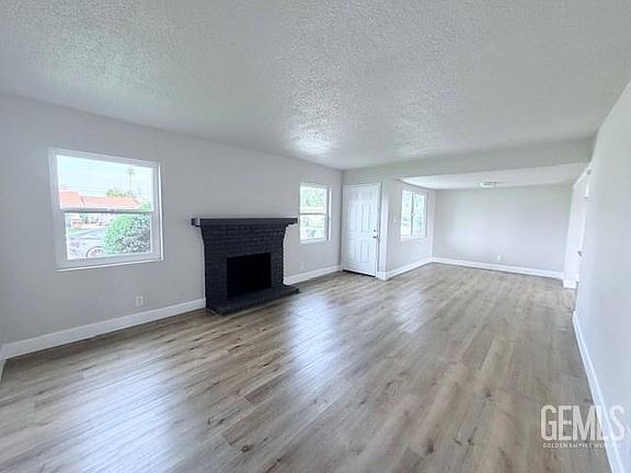 5th image of 3609 Granada Ave