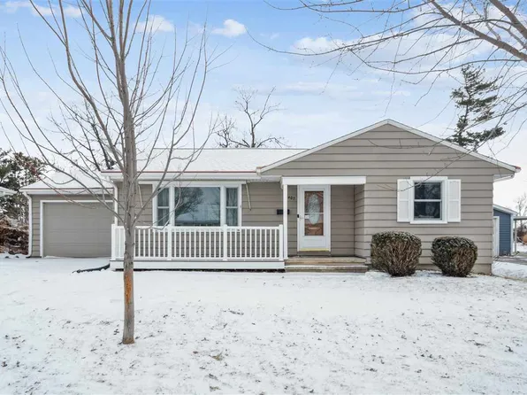 2407 Teresa Dr SW, Cedar Rapids, IA 52404