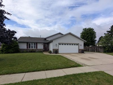 333 South Creek DRIVE, Elkhorn, WI, 53121