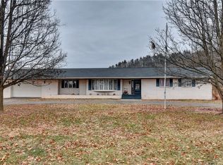 8615 Gilmore Rd SE, Gnadenhutten, OH 44629
