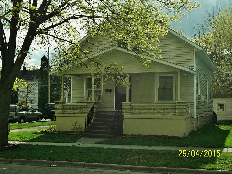 1st image of 1101 Powers Ave NW