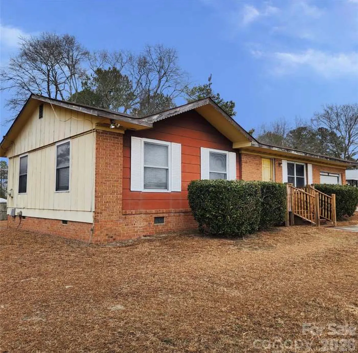 3 bed, 1000 sqft, $1,634 — Photo 3