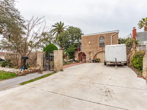 4924 Avenue P 1/2, Galveston, TX 77551