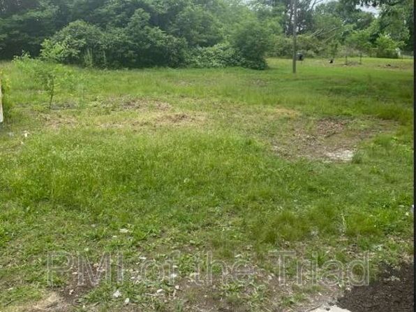 1318 Ridge Ave, Eden, NC 27288