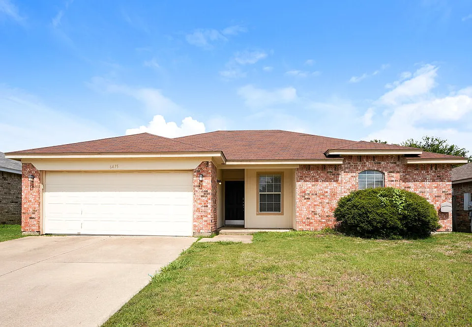 6415 Jennie Ln