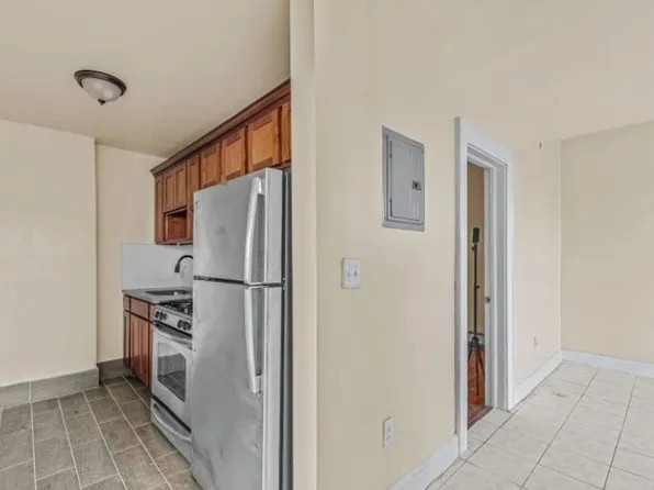 (undisclosed Address), Newark, NJ 07107