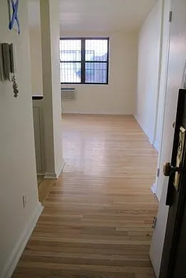 Rented by Keller Williams NYC | media 8