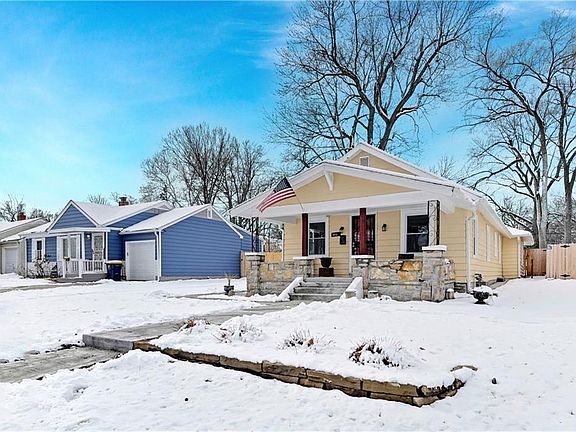 2nd image of 6634 Bellefontaine Ave