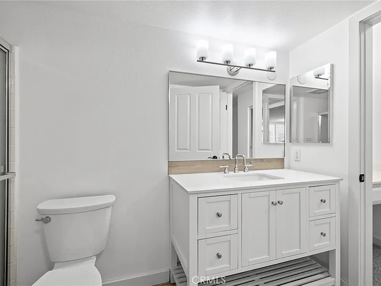4501 Cedros Ave — Photo 18