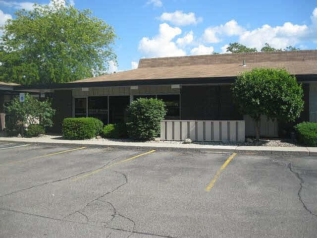 2nd image of 128 Cole Rd