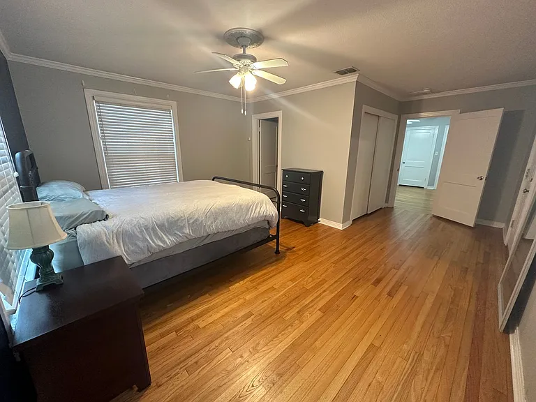 916 Ratcliff St — Photo 12