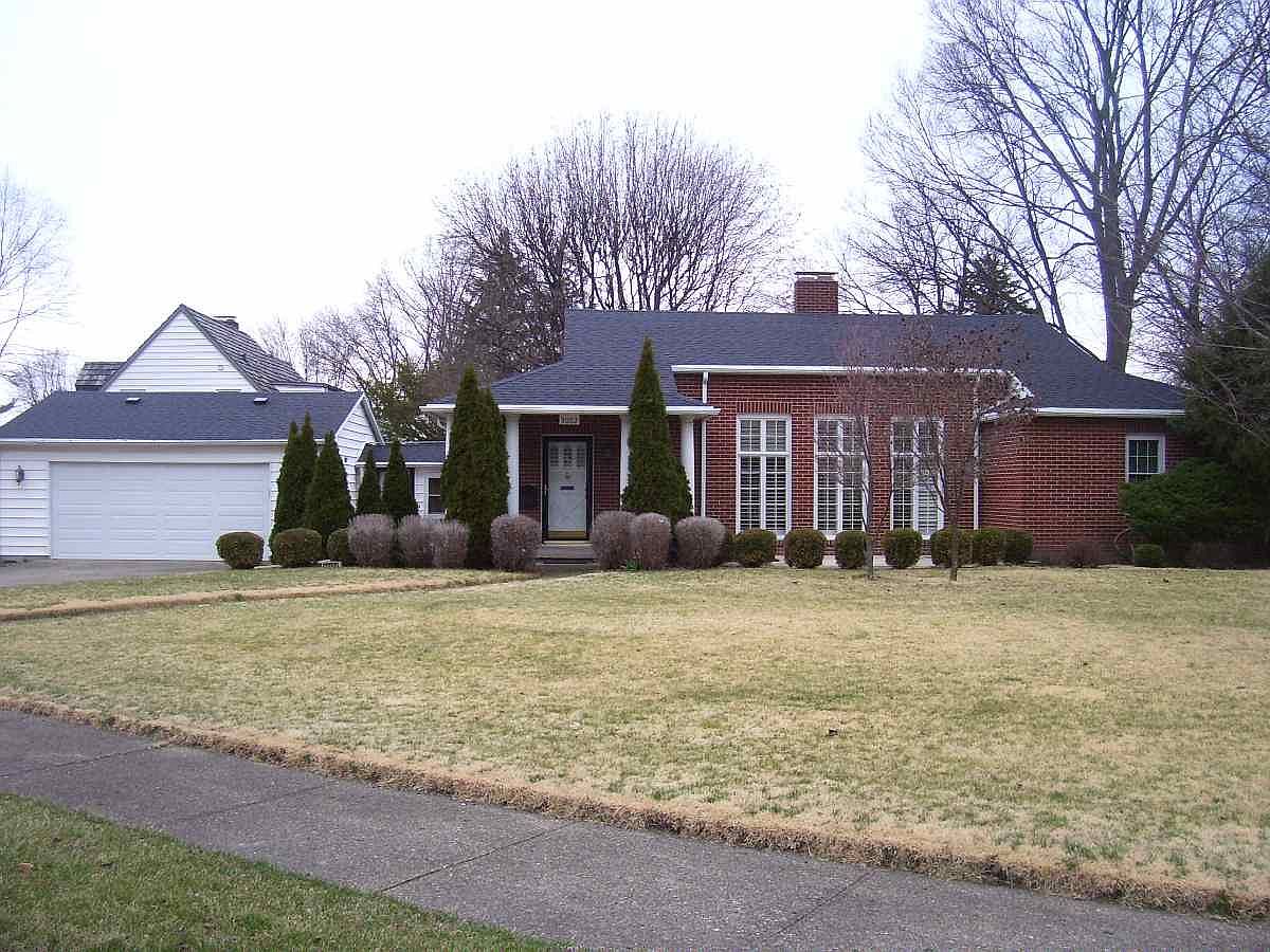 3002 Summit Ave, Logansport, IN 46947 Zillow